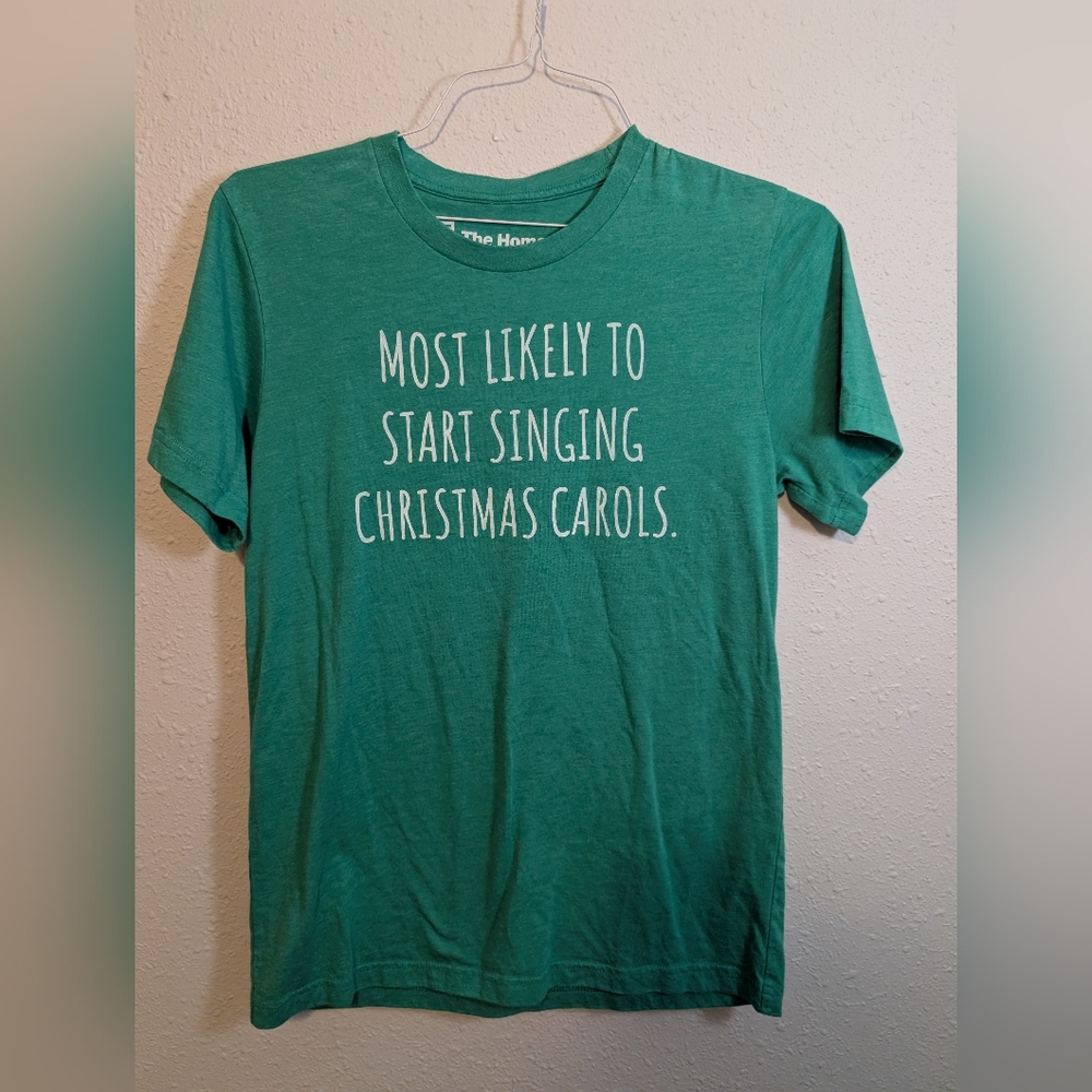 Green Graphic Tee - Festive Singing Design